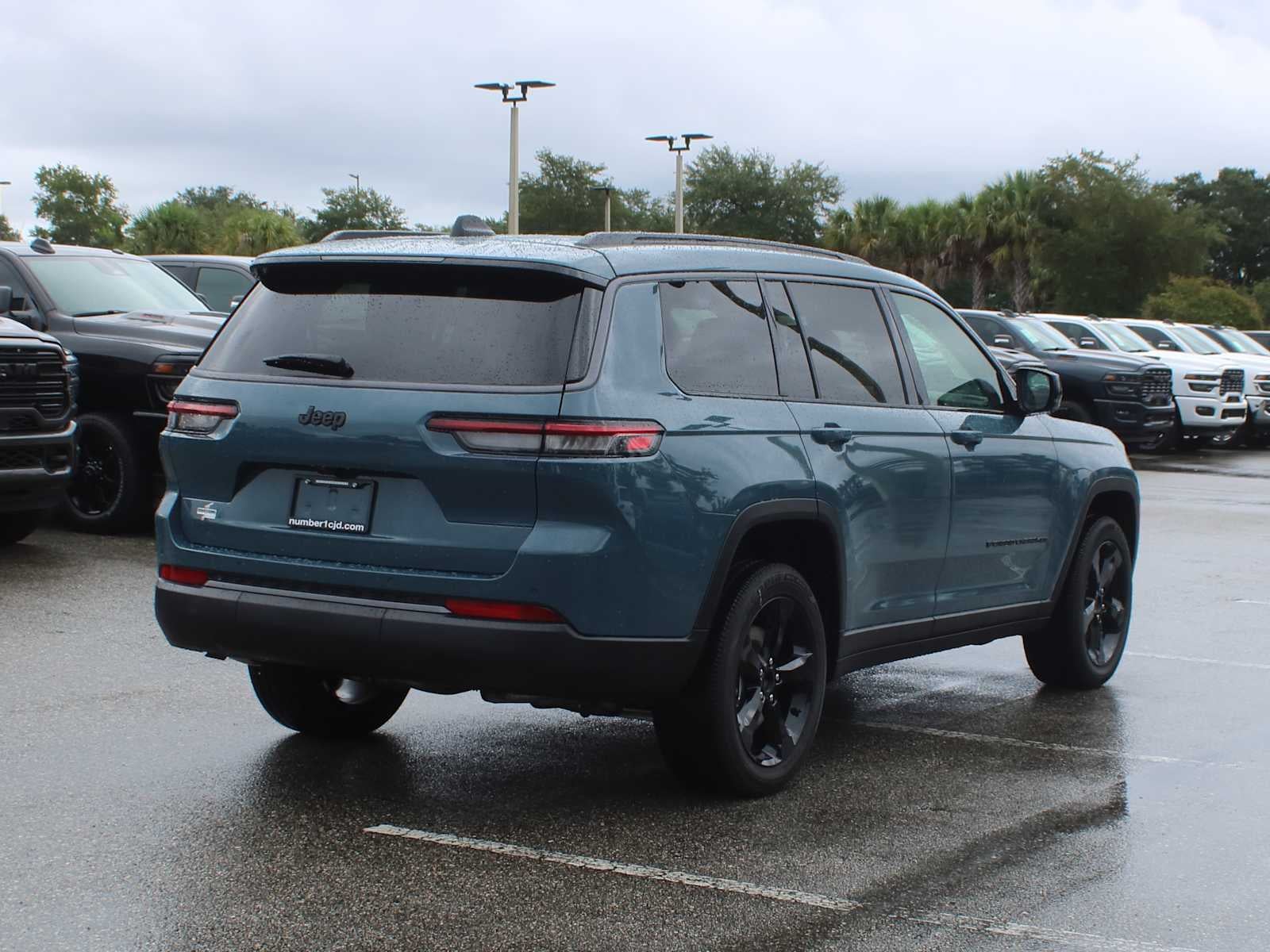 2027 Jeep Grand Cherokee L Limited