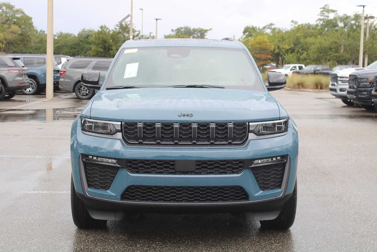 2027 Jeep Grand Cherokee L Limited
