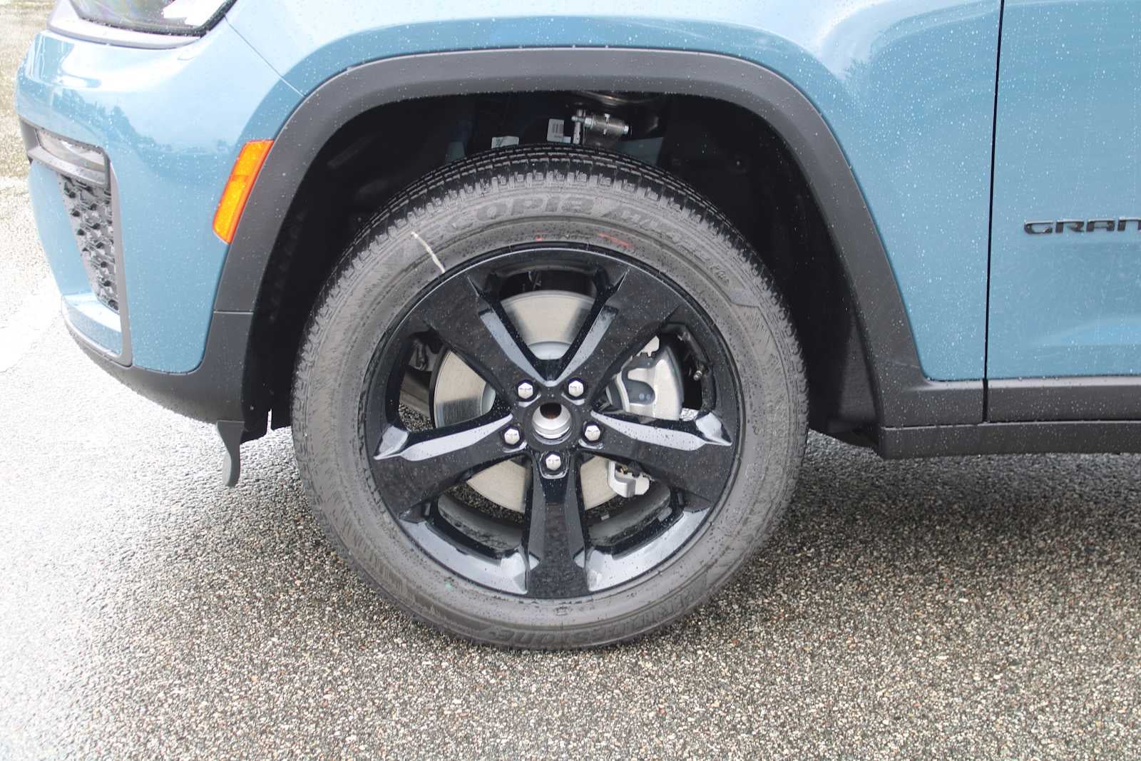 2027 Jeep Grand Cherokee L Limited