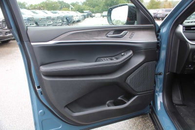2027 Jeep Grand Cherokee L Limited