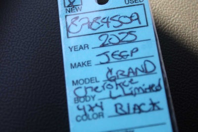 2025 Jeep Grand Cherokee GRAND CHEROKEE L LIMITED 4X4