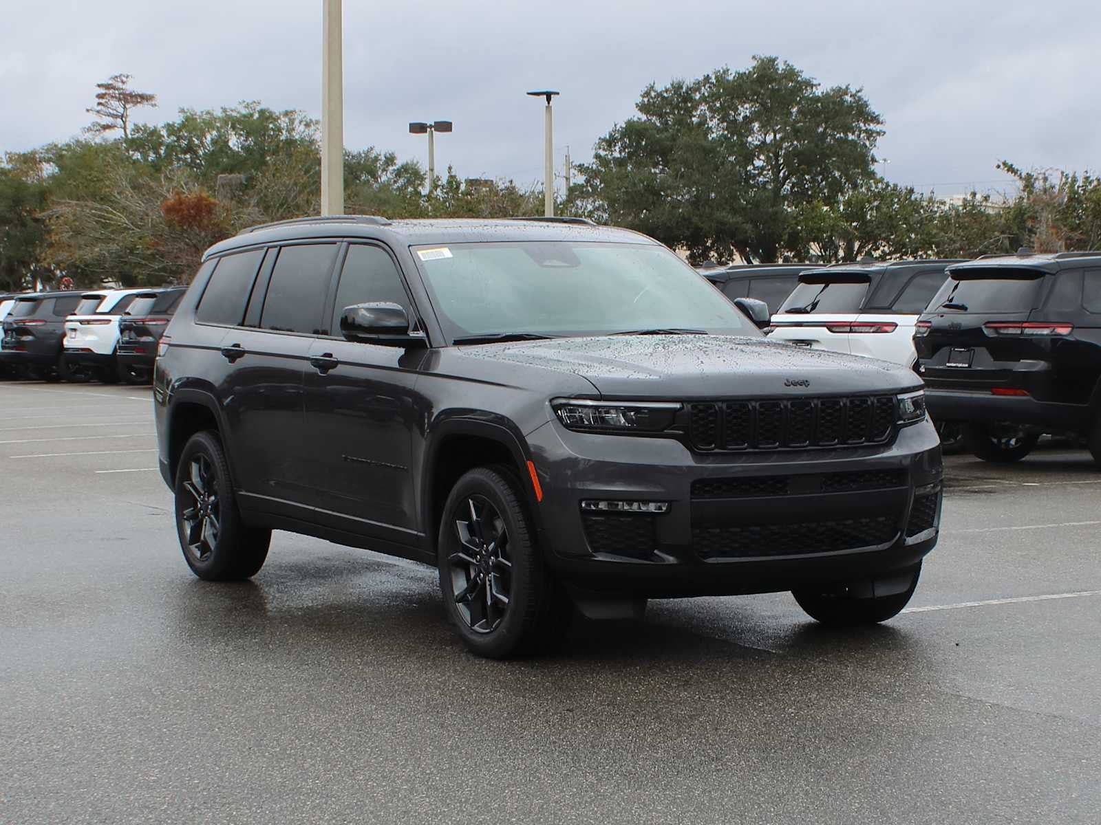 2025 Jeep Grand Cherokee GRAND CHEROKEE L LIMITED 4X4