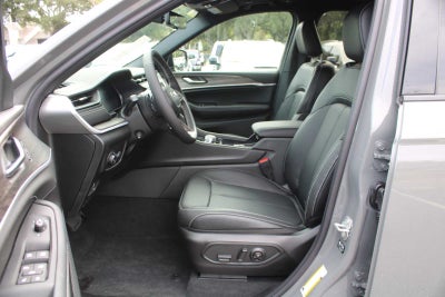 2027 Jeep Grand Cherokee L Limited Reserve