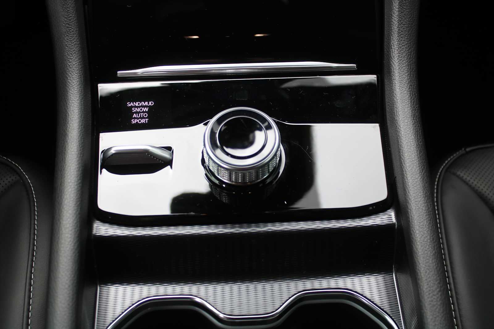 2027 Jeep Grand Cherokee L Limited Reserve