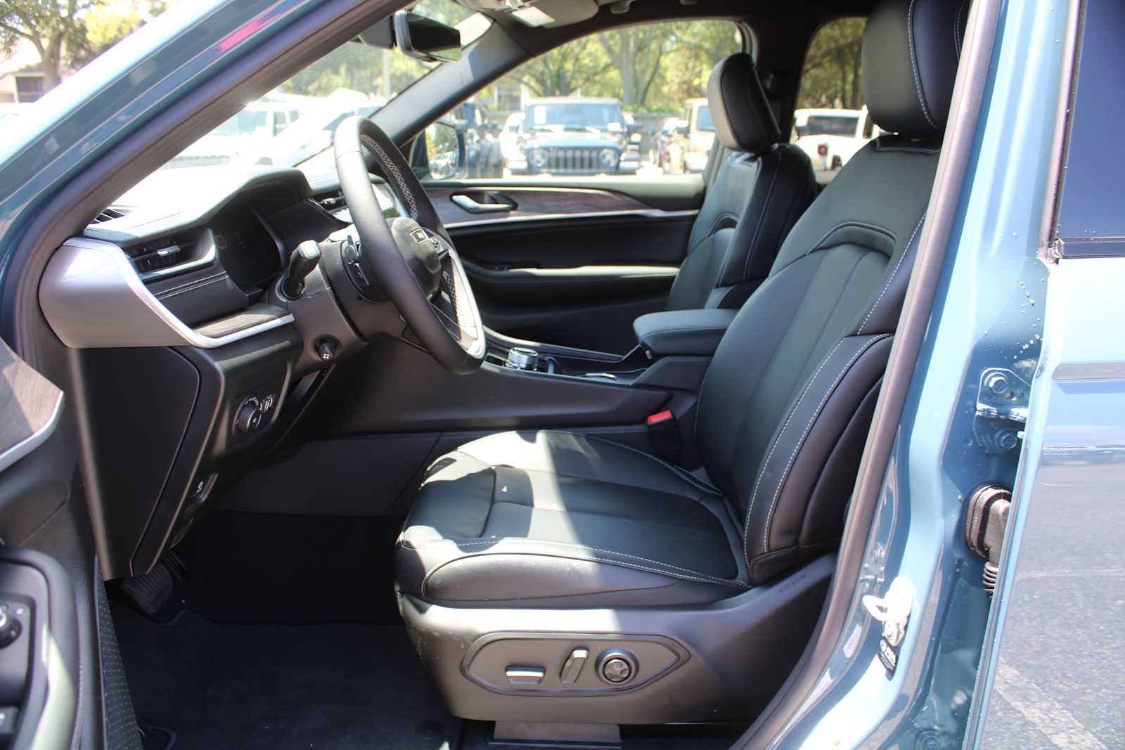 2026 Jeep Grand Cherokee L Limited Reserve