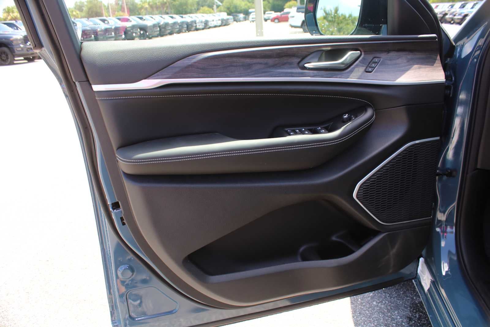 2026 Jeep Grand Cherokee L Limited Reserve