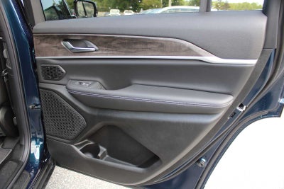 2027 Jeep Grand Cherokee L Limited