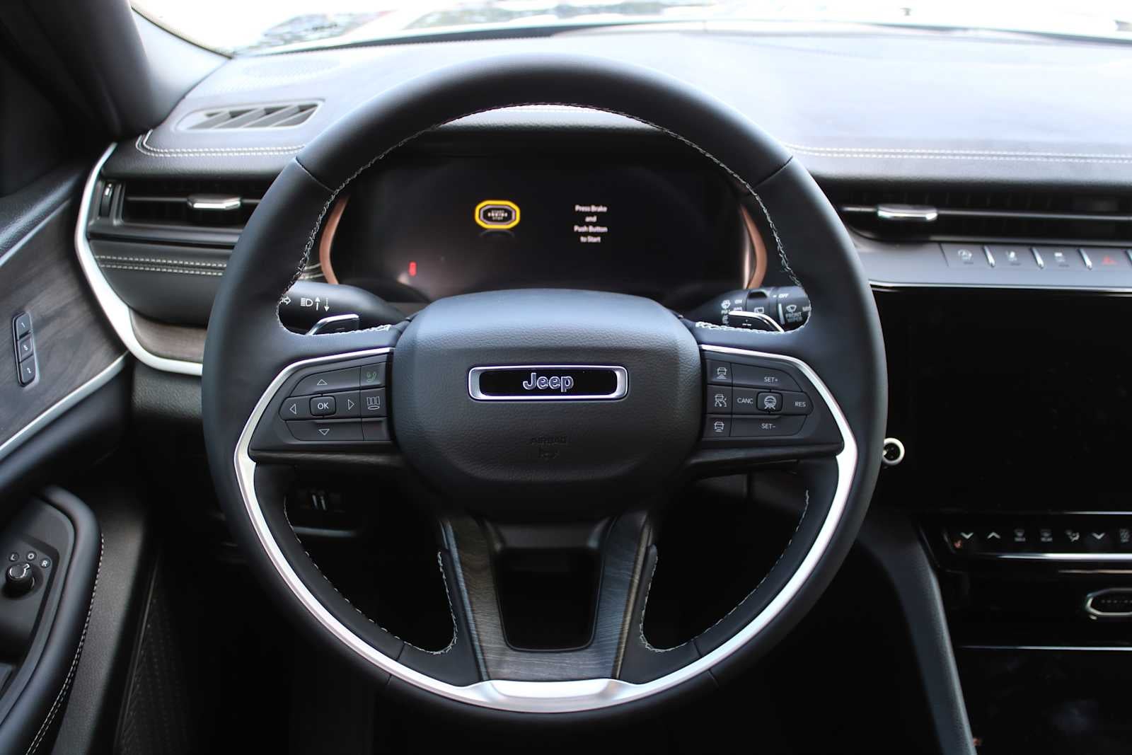 2027 Jeep Grand Cherokee L Limited