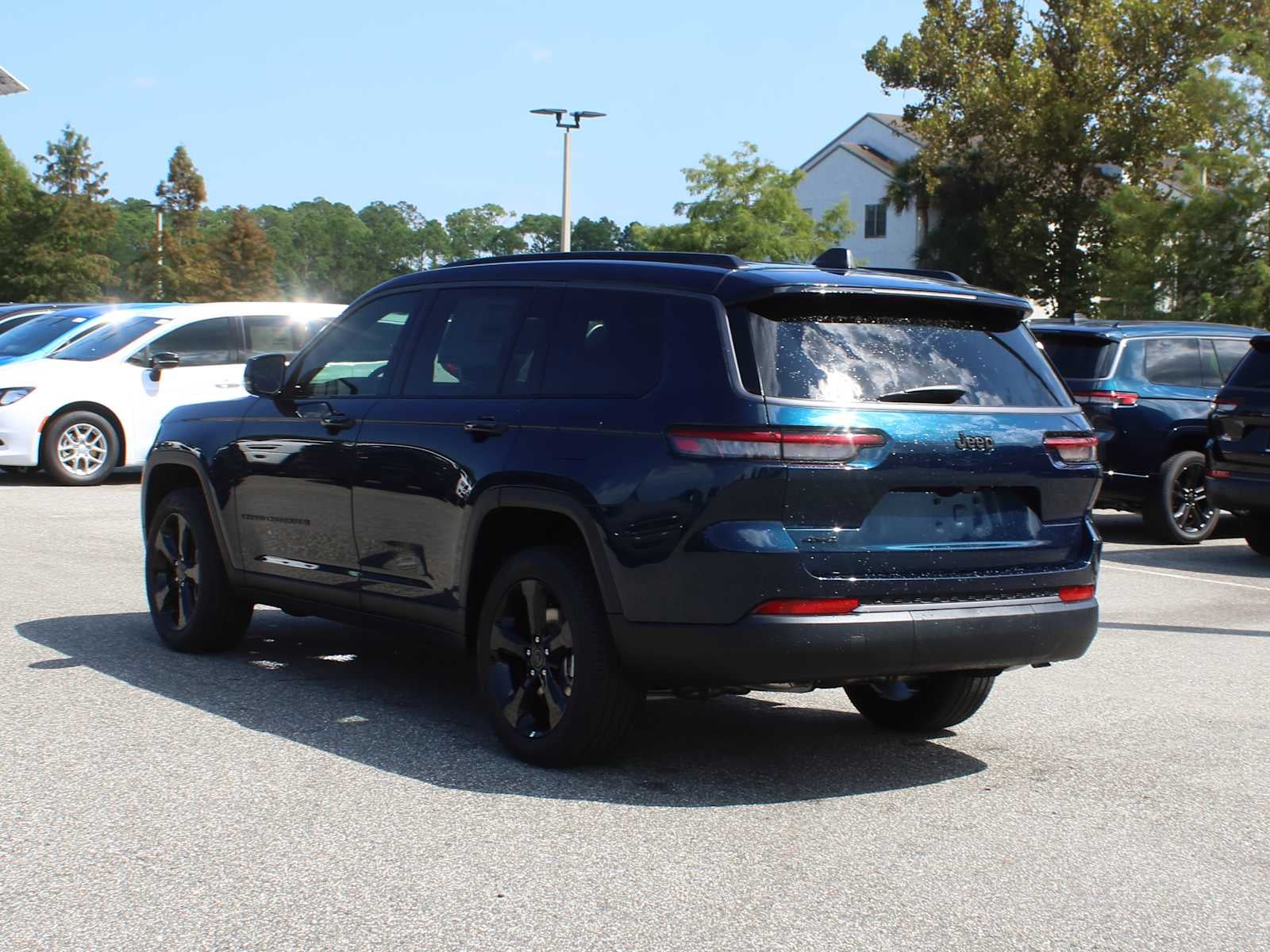 2027 Jeep Grand Cherokee L Limited