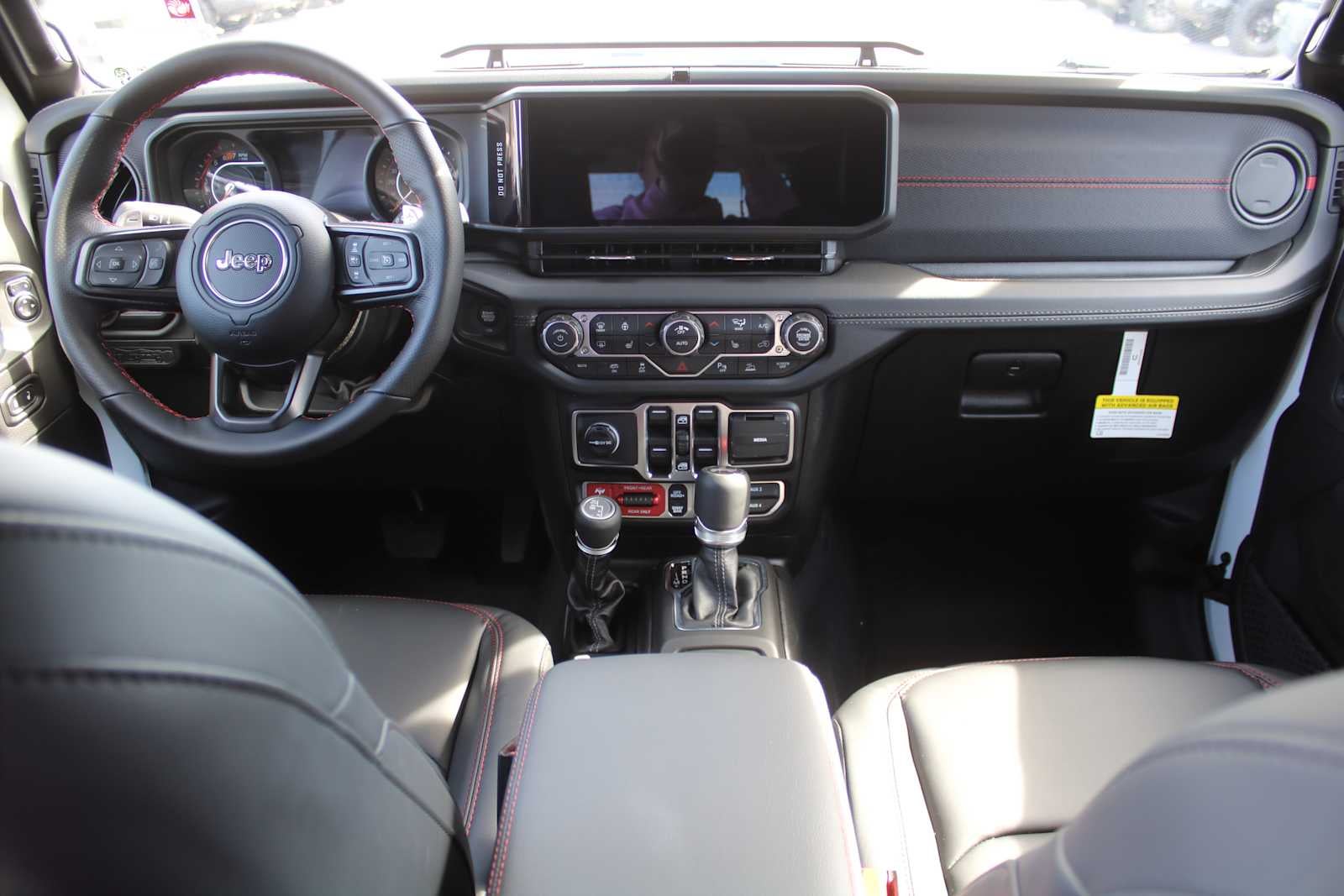 2026 Jeep Wrangler WRANGLER 4-DOOR MOAB 392