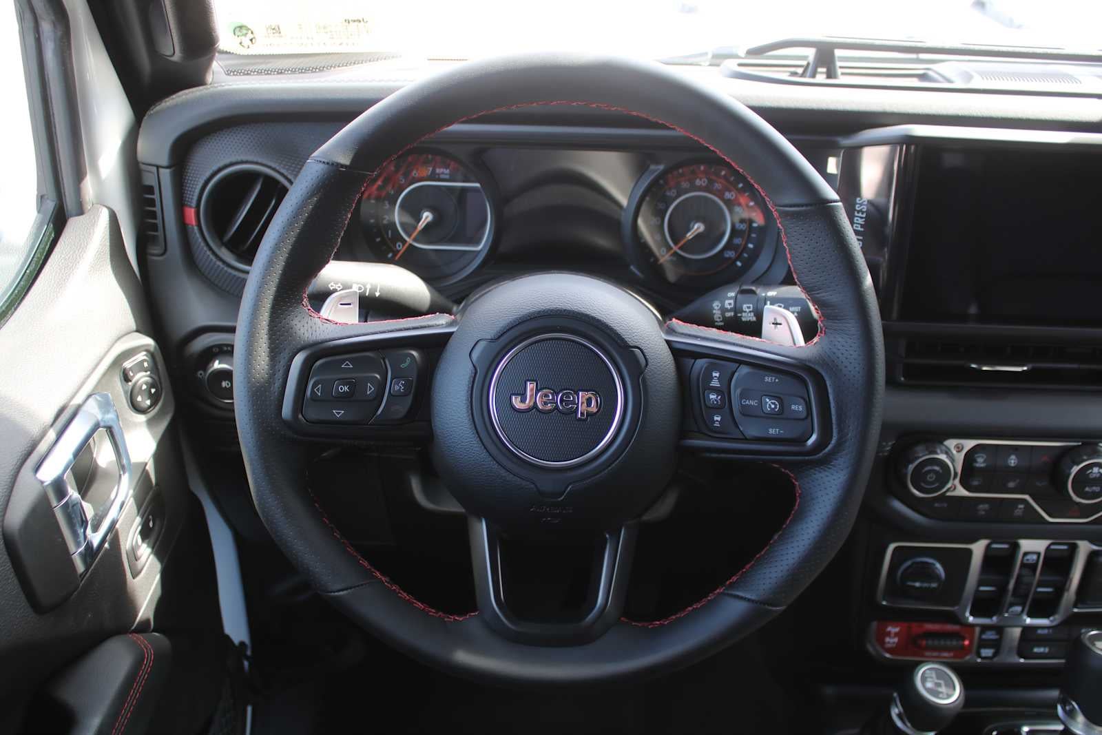 2026 Jeep Wrangler WRANGLER 4-DOOR MOAB 392