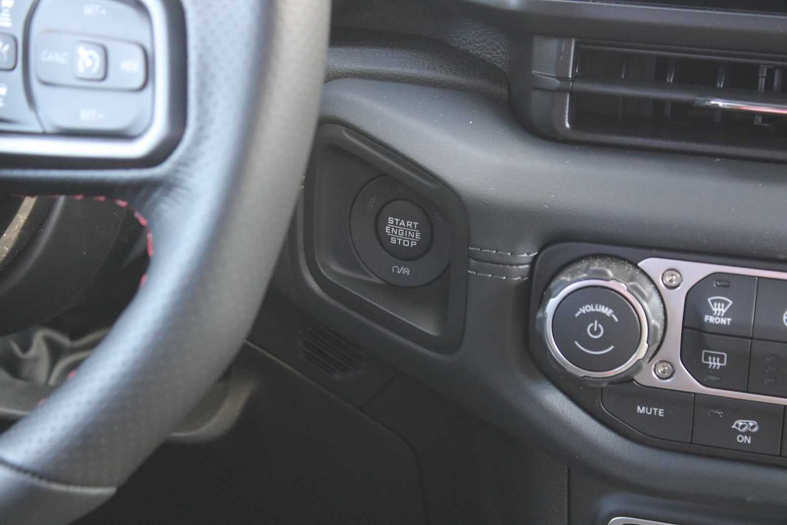 2026 Jeep Wrangler WRANGLER 4-DOOR MOAB 392