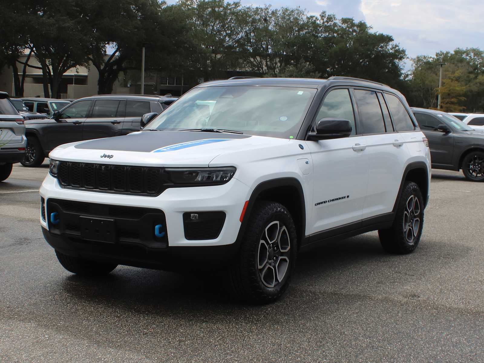 2023 Jeep Grand Cherokee 4xe Trailhawk