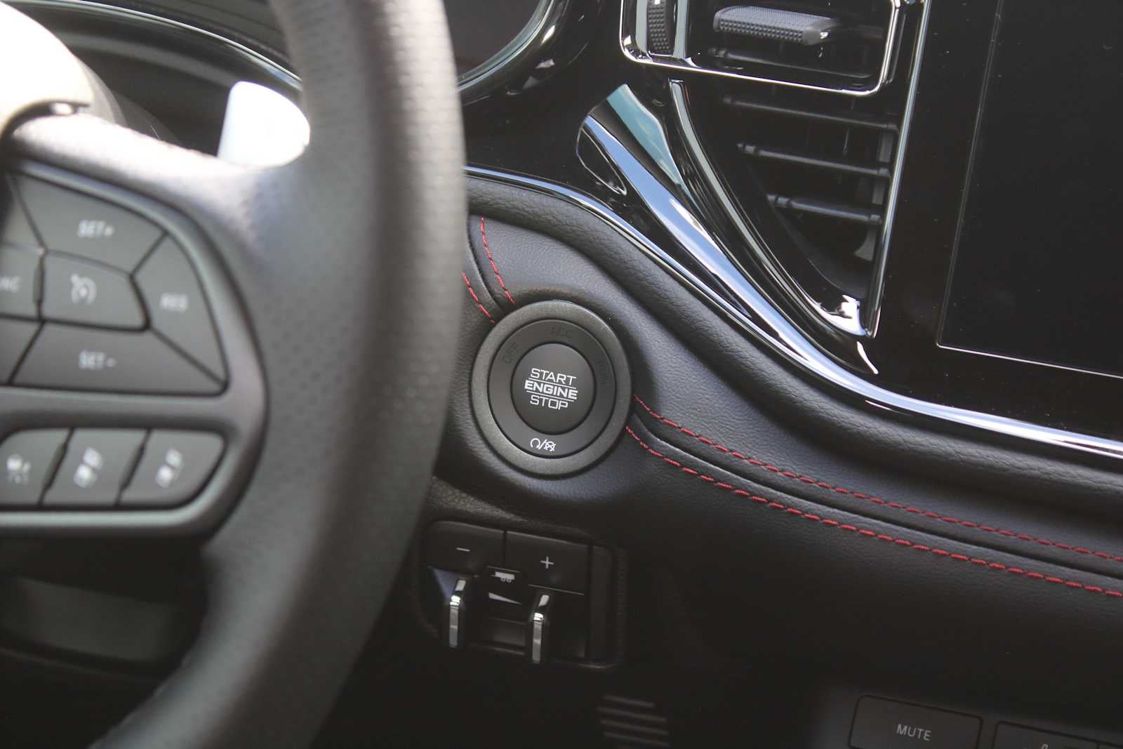 2027 Dodge Durango GT Plus HEMI