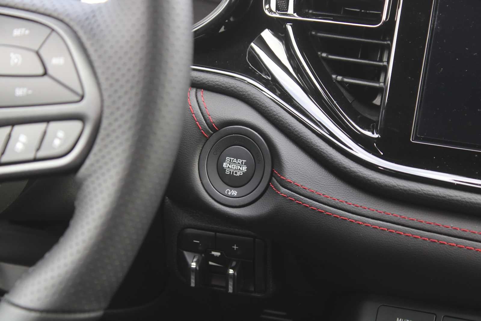 2027 Dodge Durango GT Plus HEMI