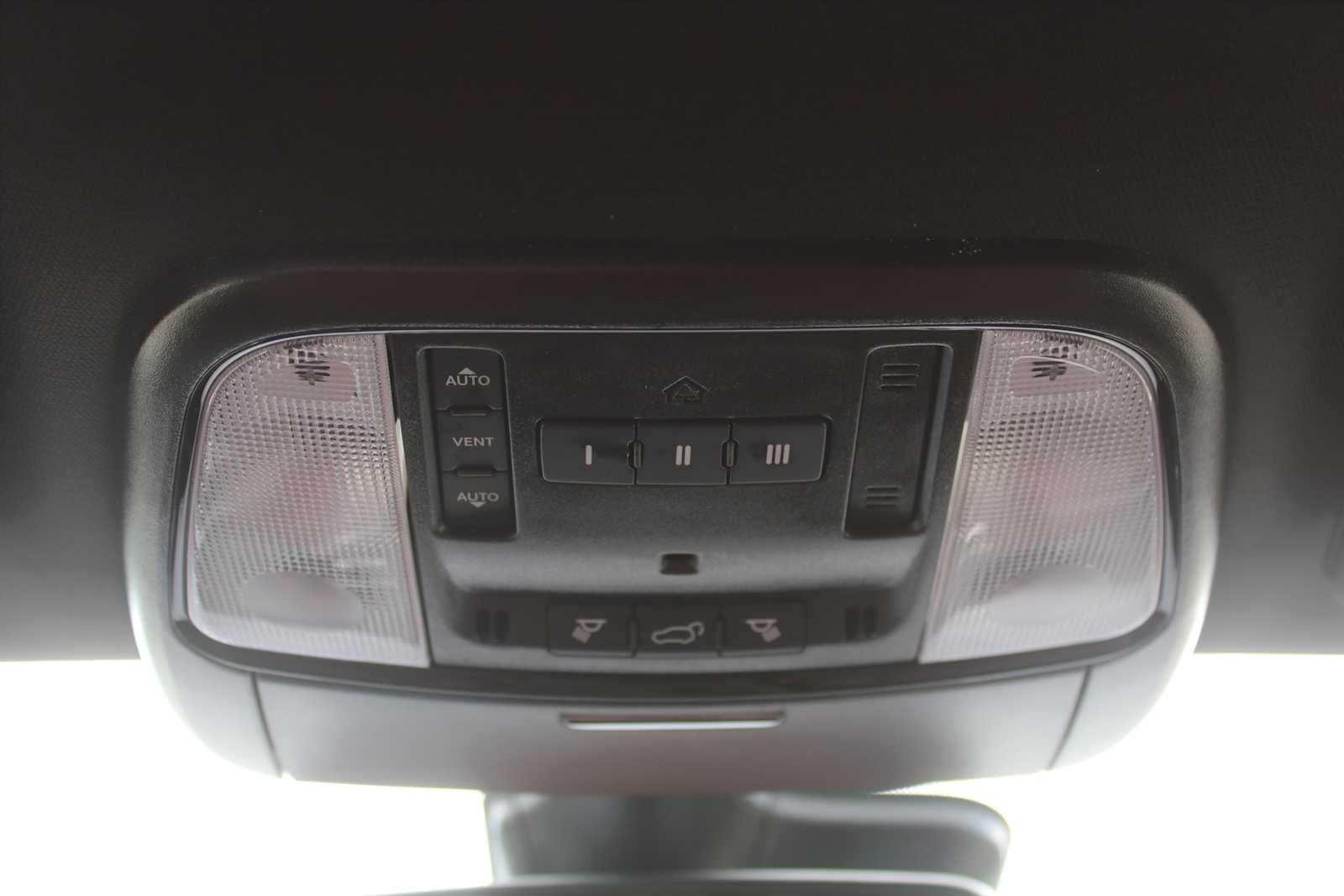 2027 Dodge Durango GT Plus HEMI
