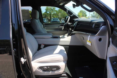 2026 Jeep Grand Wagoneer L 4x2