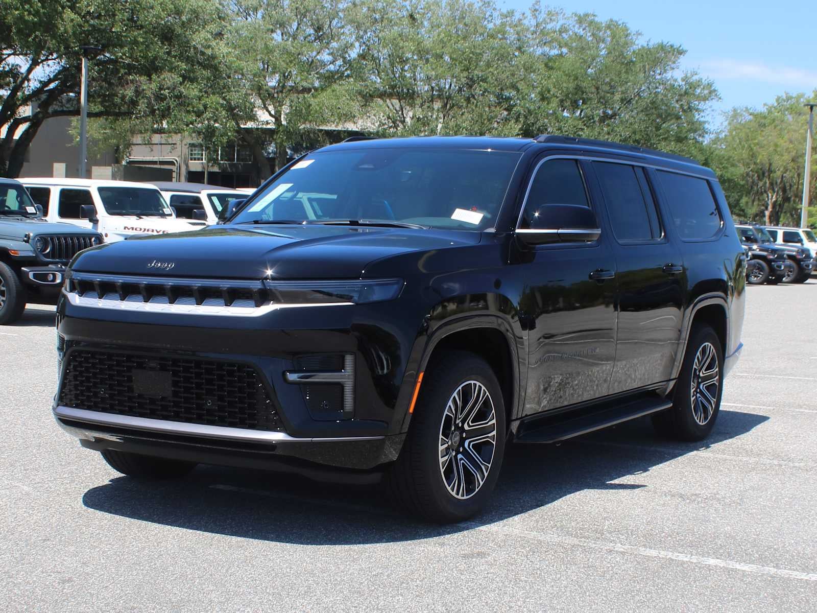 2026 Jeep Grand Wagoneer L 4x2