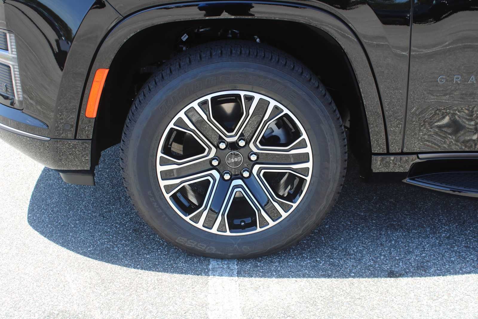 2026 Jeep Grand Wagoneer L 4x2