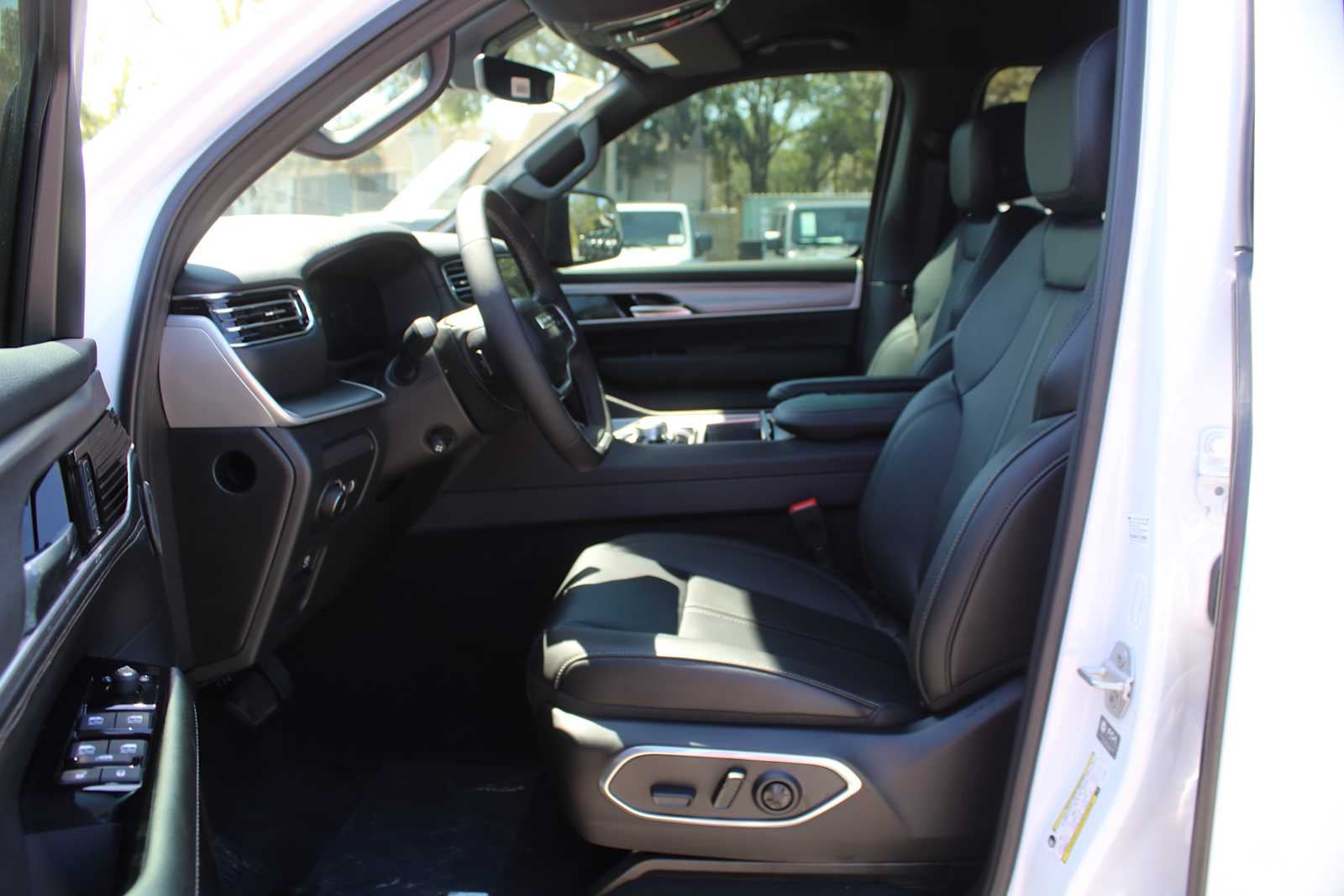 2026 Jeep Grand Wagoneer GRAND WAGONEER 4X2