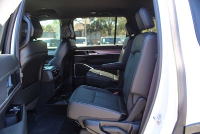 2026 Jeep Grand Wagoneer GRAND WAGONEER 4X2