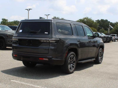 2026 Jeep Grand Wagoneer 4x2