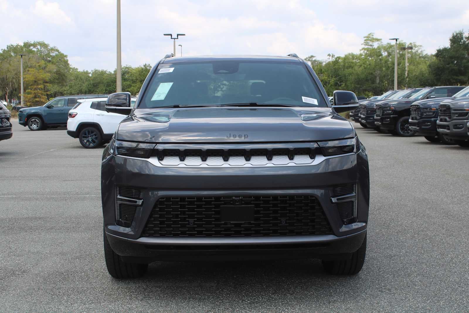 2026 Jeep Grand Wagoneer 4x2
