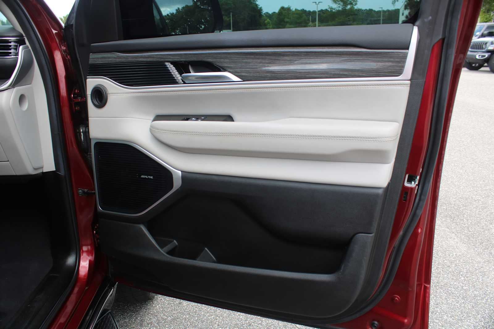 2022 Jeep Wagoneer Series II