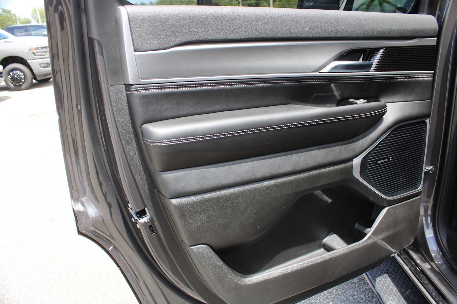 2026 Jeep Grand Wagoneer Upland