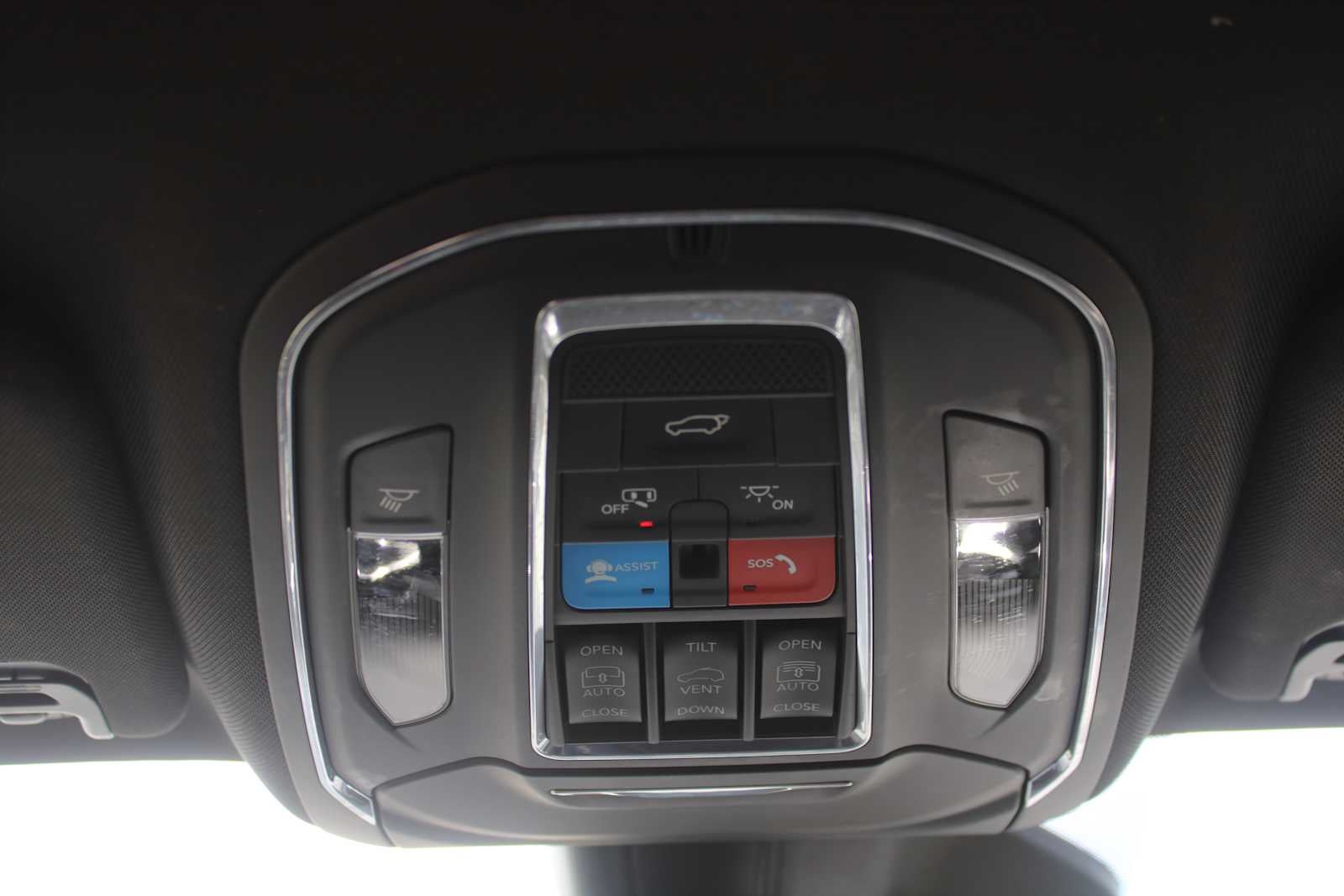 2024 Jeep Wagoneer Series II Carbide