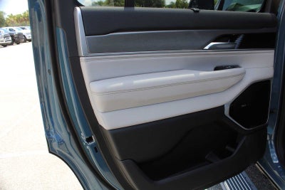2026 Jeep Grand Wagoneer Limited Reserve