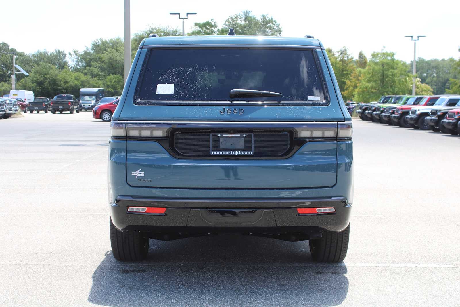2026 Jeep Grand Wagoneer Limited Reserve
