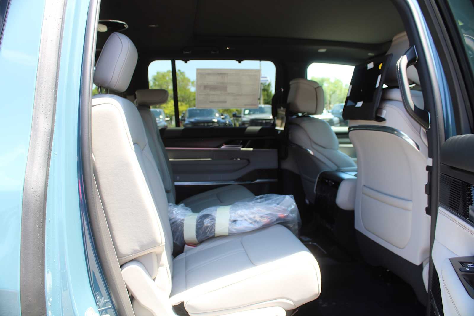 2026 Jeep Grand Wagoneer Summit Obsidian