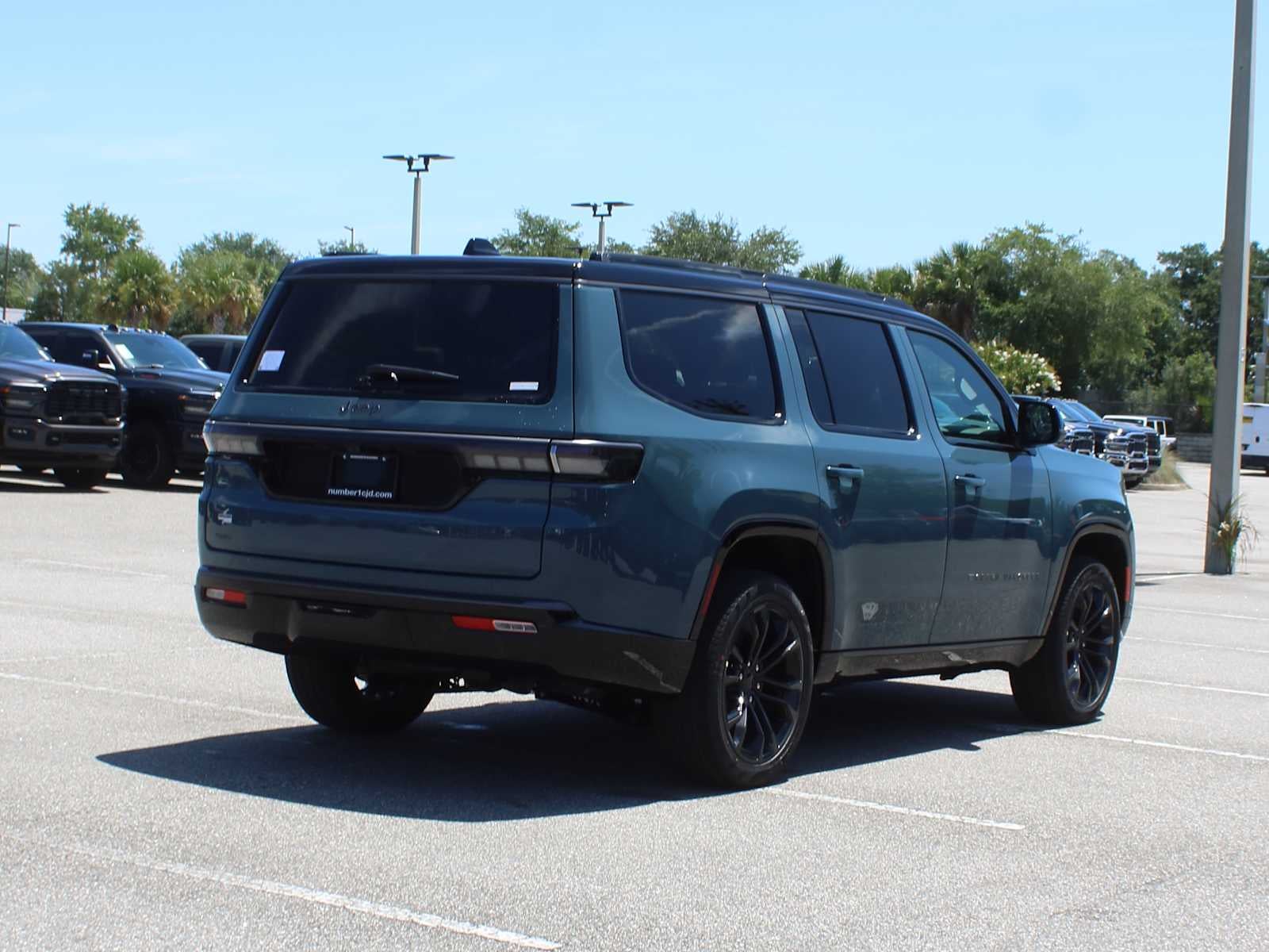 2026 Jeep Grand Wagoneer Summit Obsidian