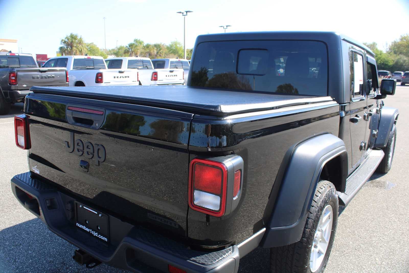 2020 Jeep Gladiator Sport S 4x4