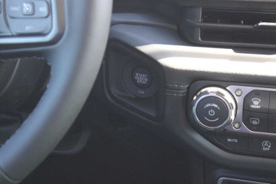 2026 Jeep Gladiator GLADIATOR SAHARA 4X4