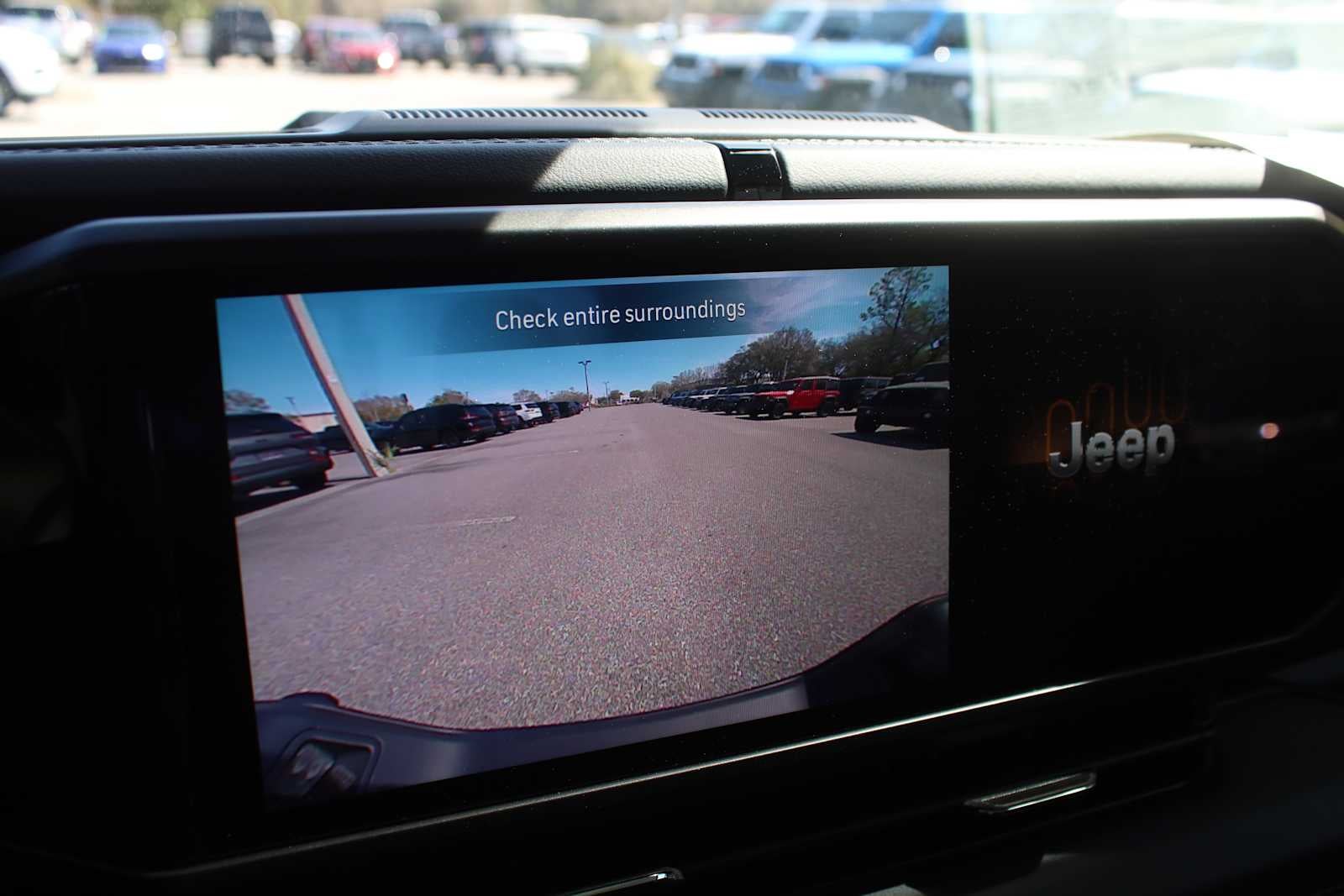 2026 Jeep Gladiator GLADIATOR SAHARA 4X4