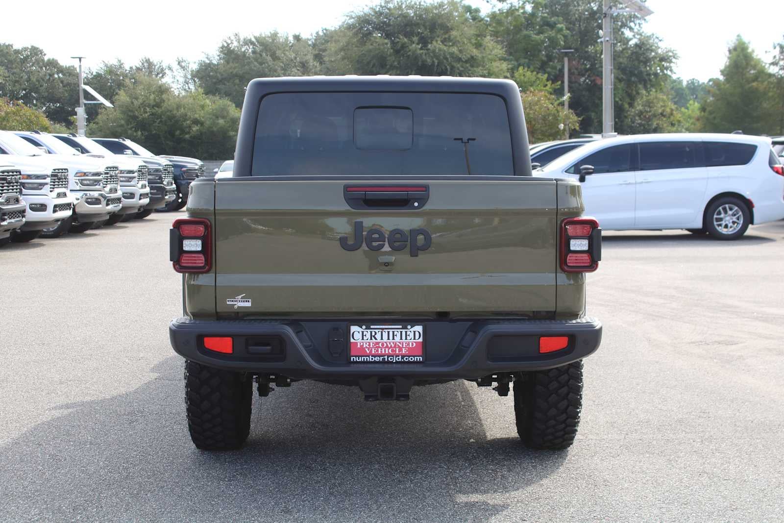 2025 Jeep Gladiator Willys