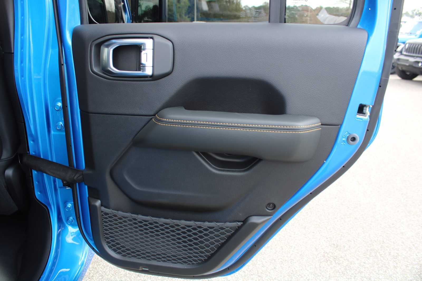 2026 Jeep Gladiator GLADIATOR SAHARA 4X4