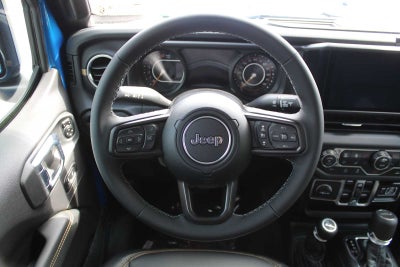 2026 Jeep Gladiator GLADIATOR SAHARA 4X4