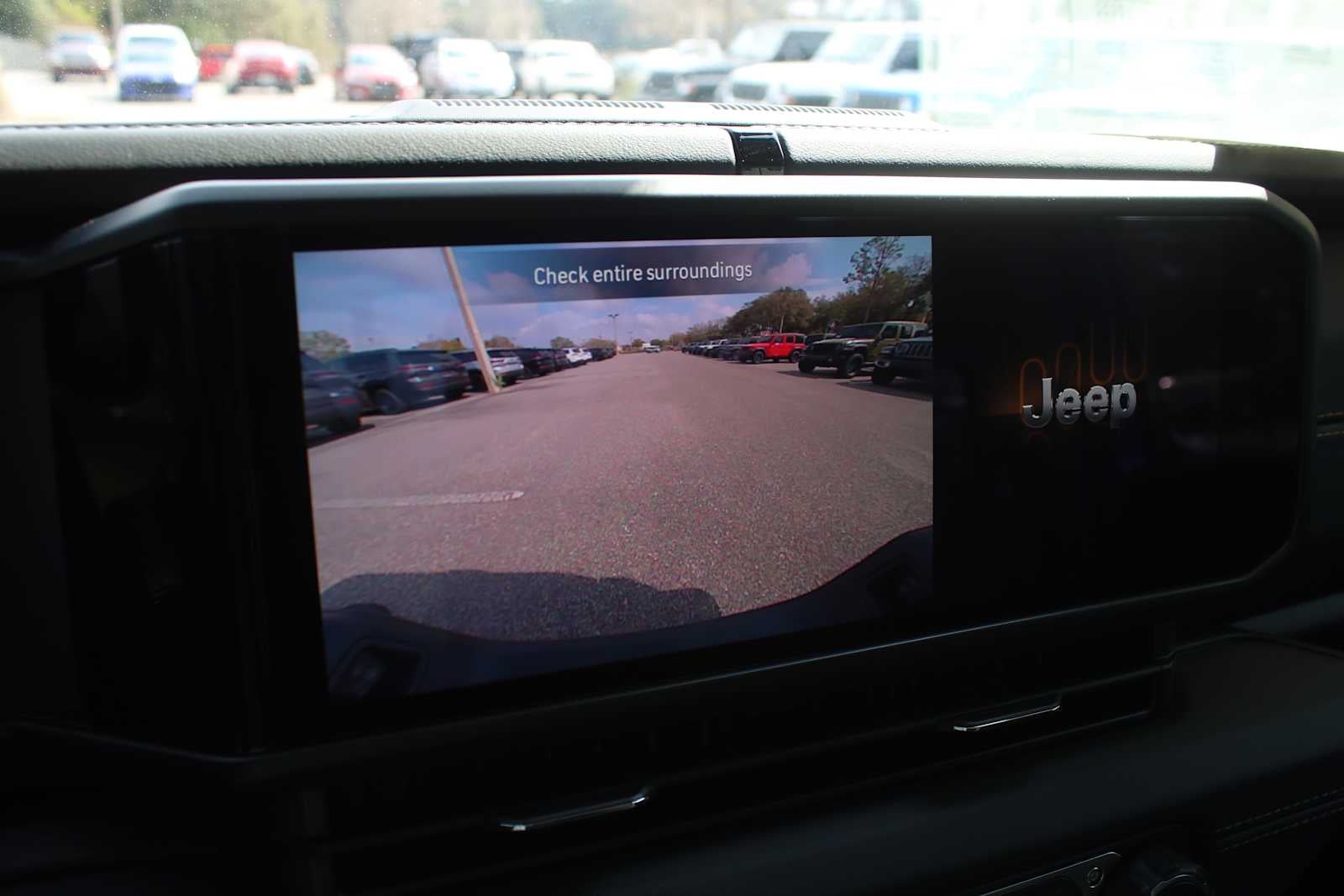 2026 Jeep Gladiator GLADIATOR SAHARA 4X4