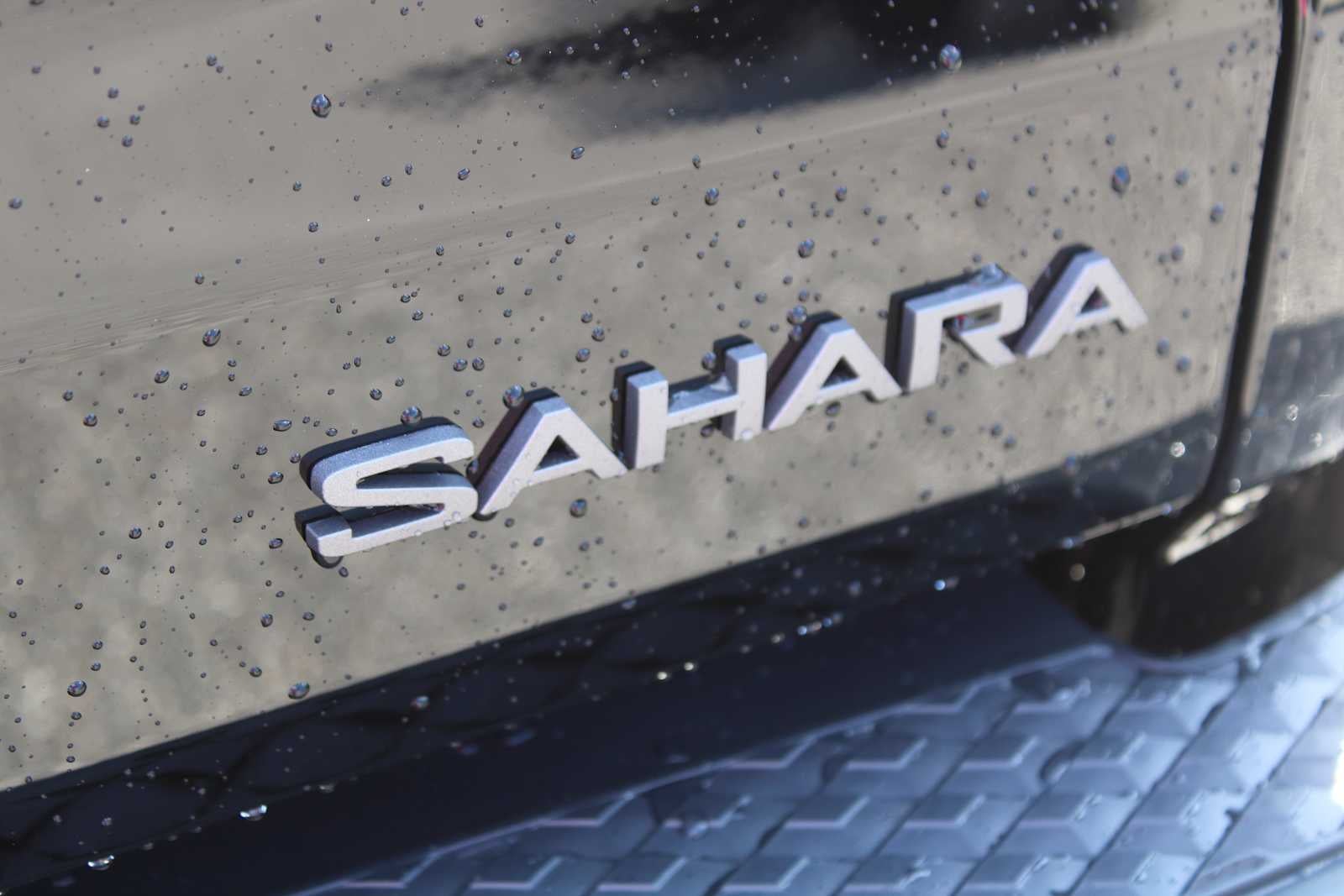 2026 Jeep Gladiator GLADIATOR SAHARA 4X4