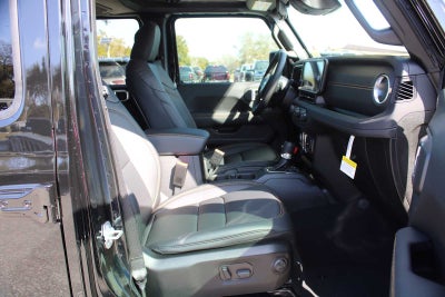 2026 Jeep Gladiator GLADIATOR SAHARA 4X4