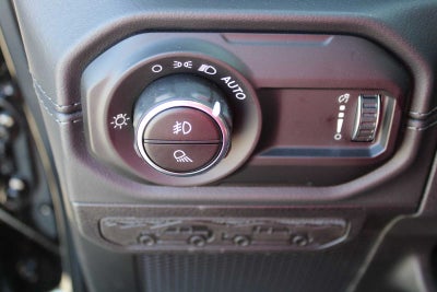 2026 Jeep Gladiator GLADIATOR SAHARA 4X4