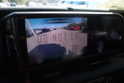 2026 Jeep Gladiator GLADIATOR SAHARA 4X4