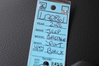 2026 Jeep Gladiator GLADIATOR SAHARA 4X4