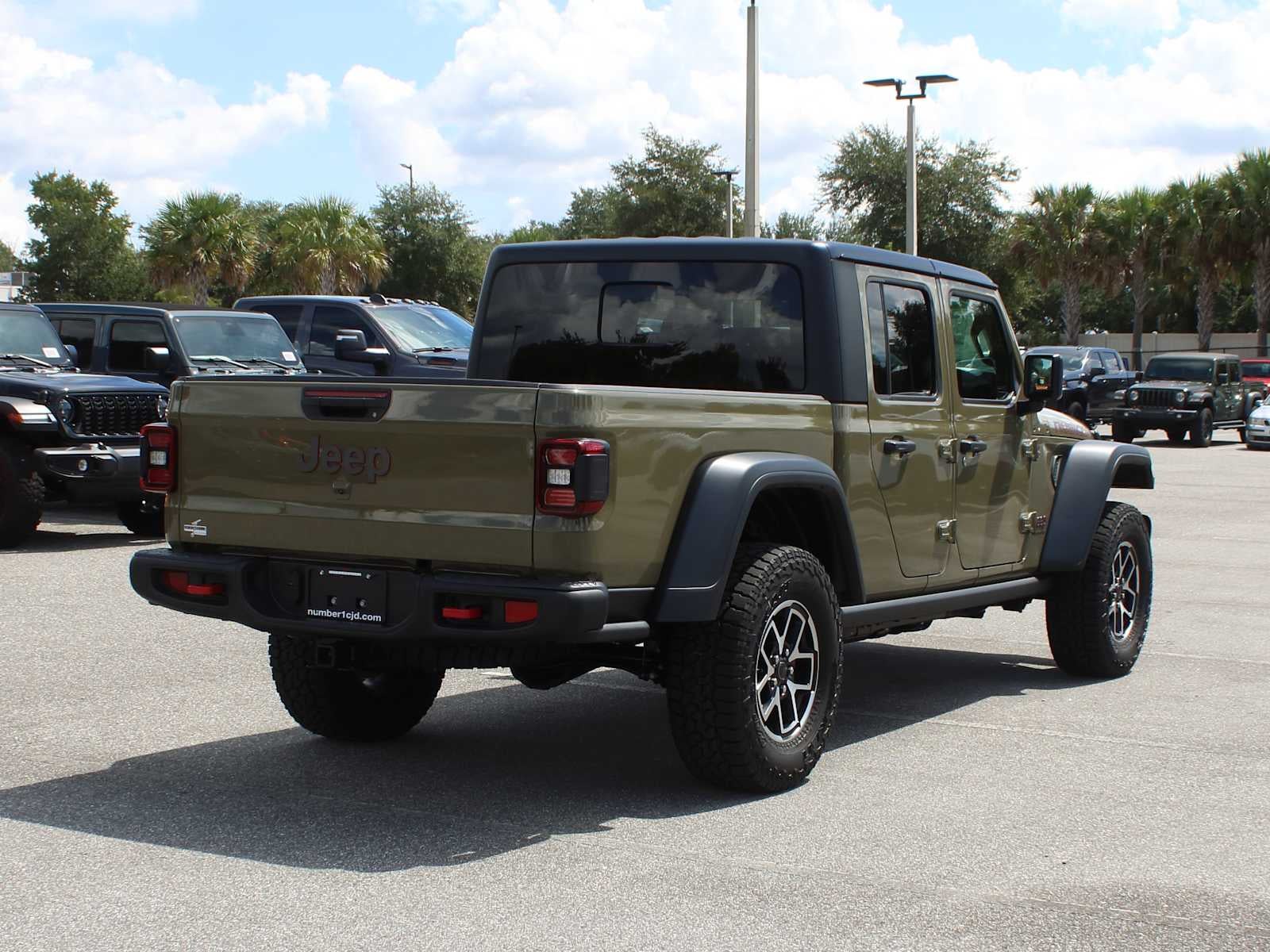 2025 Jeep Gladiator GLADIATOR RUBICON 4X4