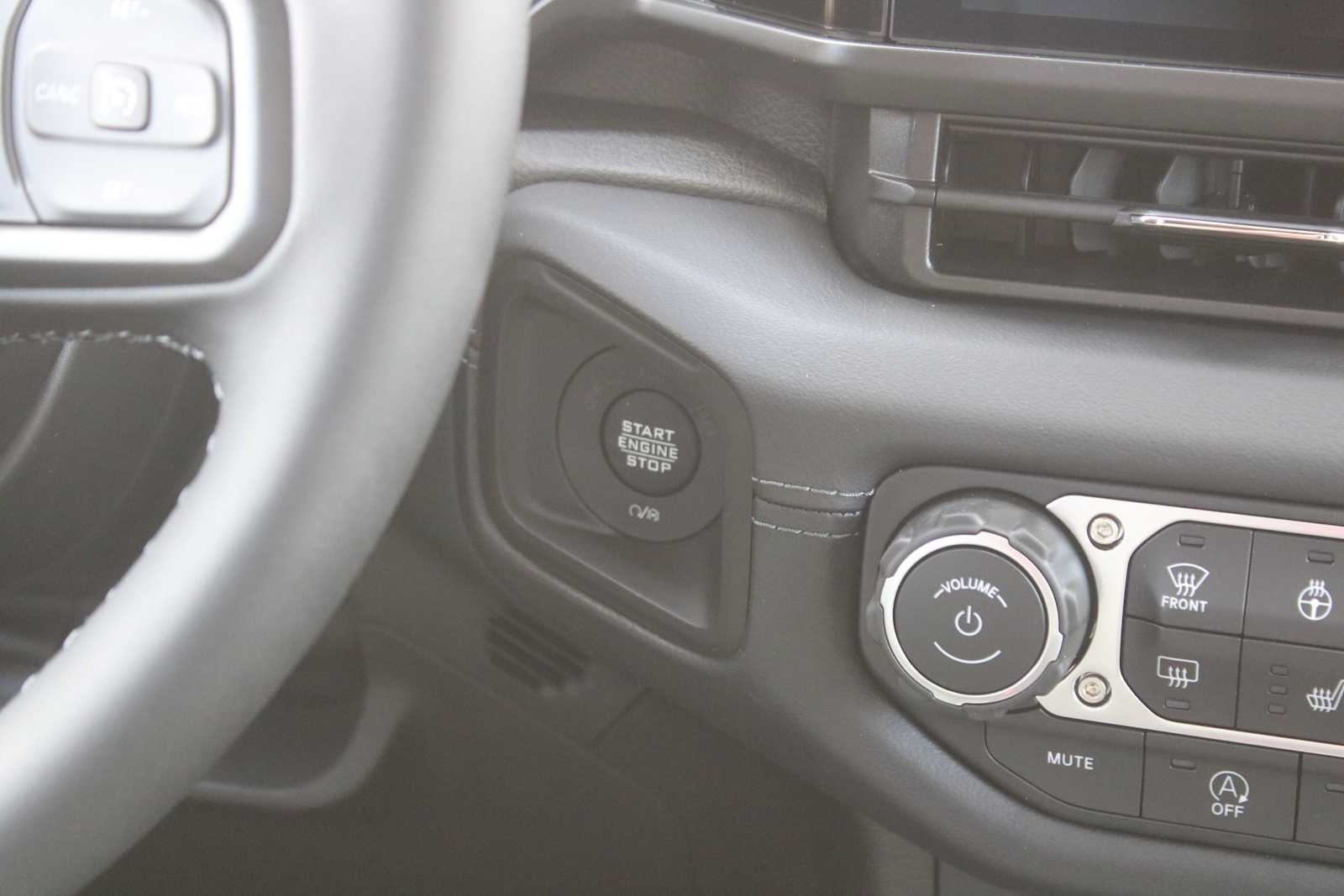 2026 Jeep Gladiator Mojave X