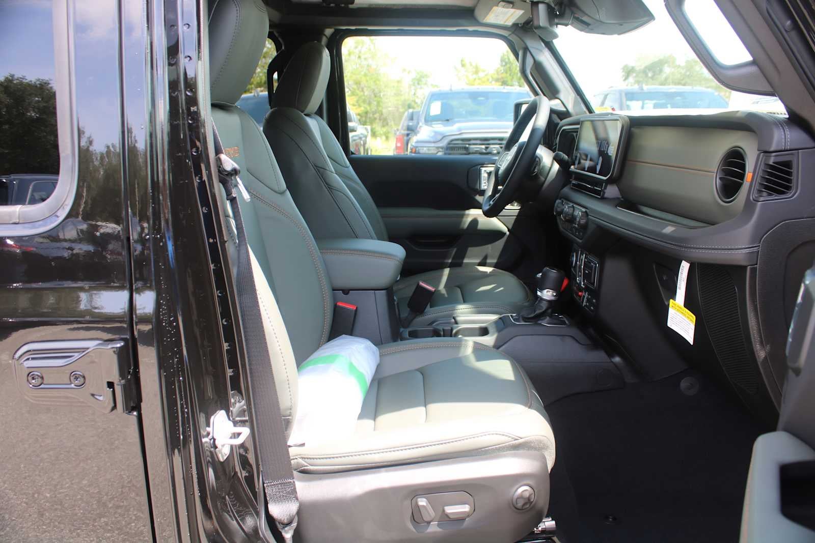 2026 Jeep Gladiator Mojave X