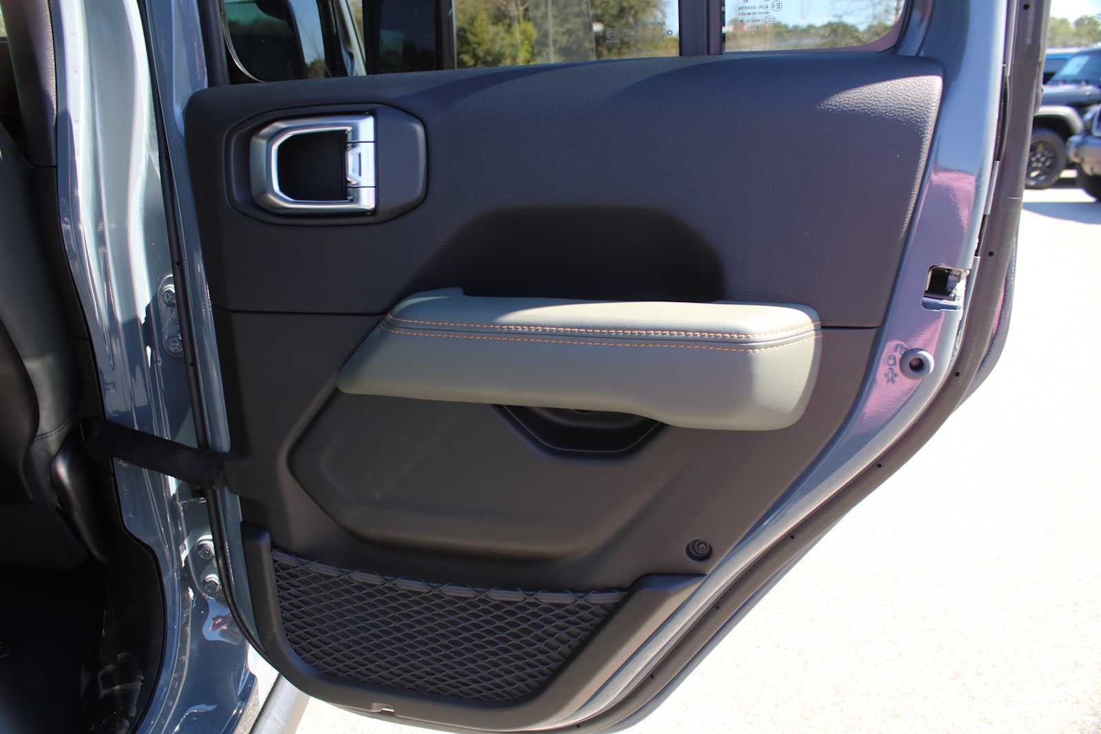 2026 Jeep Gladiator GLADIATOR MOJAVE X 4X4